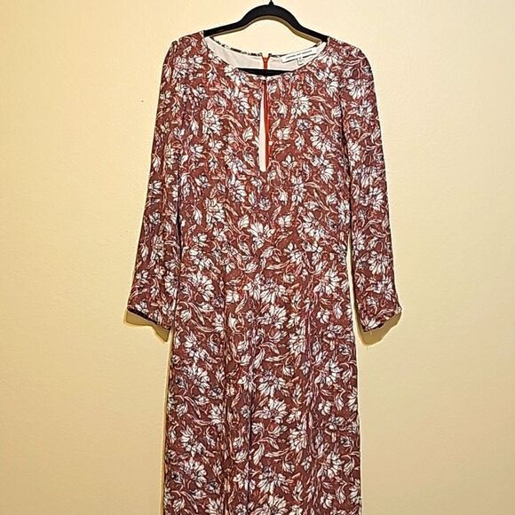 Cupcakes and cashmere wideleg floral romper size small. - Picture 1 of 12